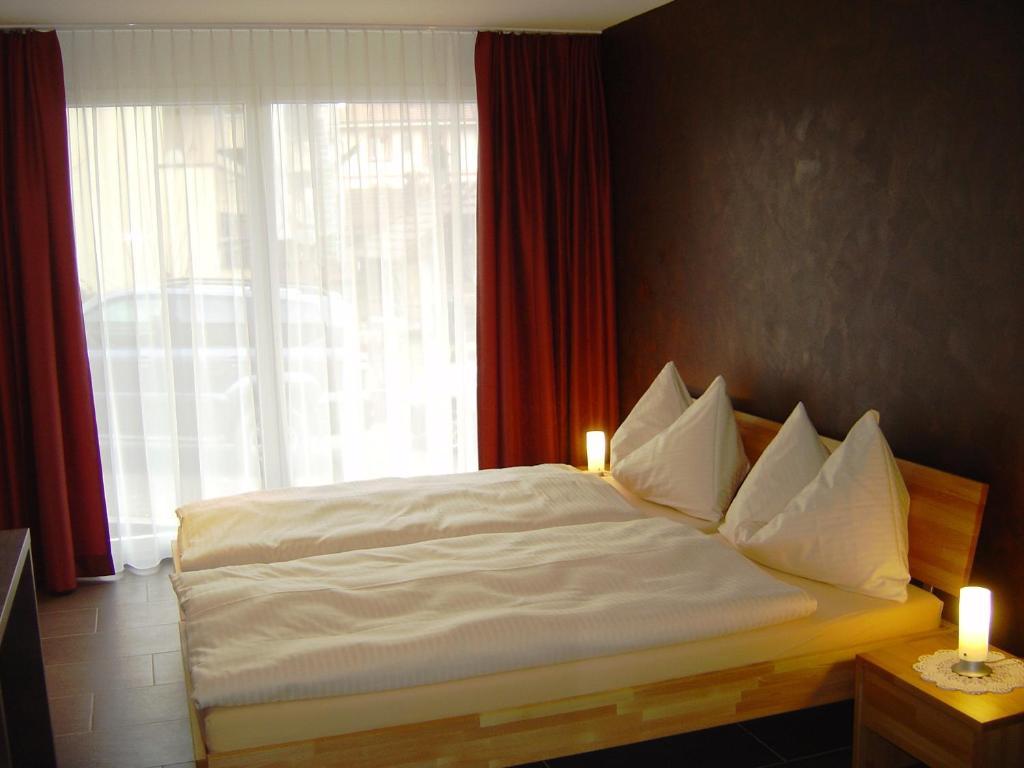 Hotel Restaurant Jura Kerzers Kamer foto