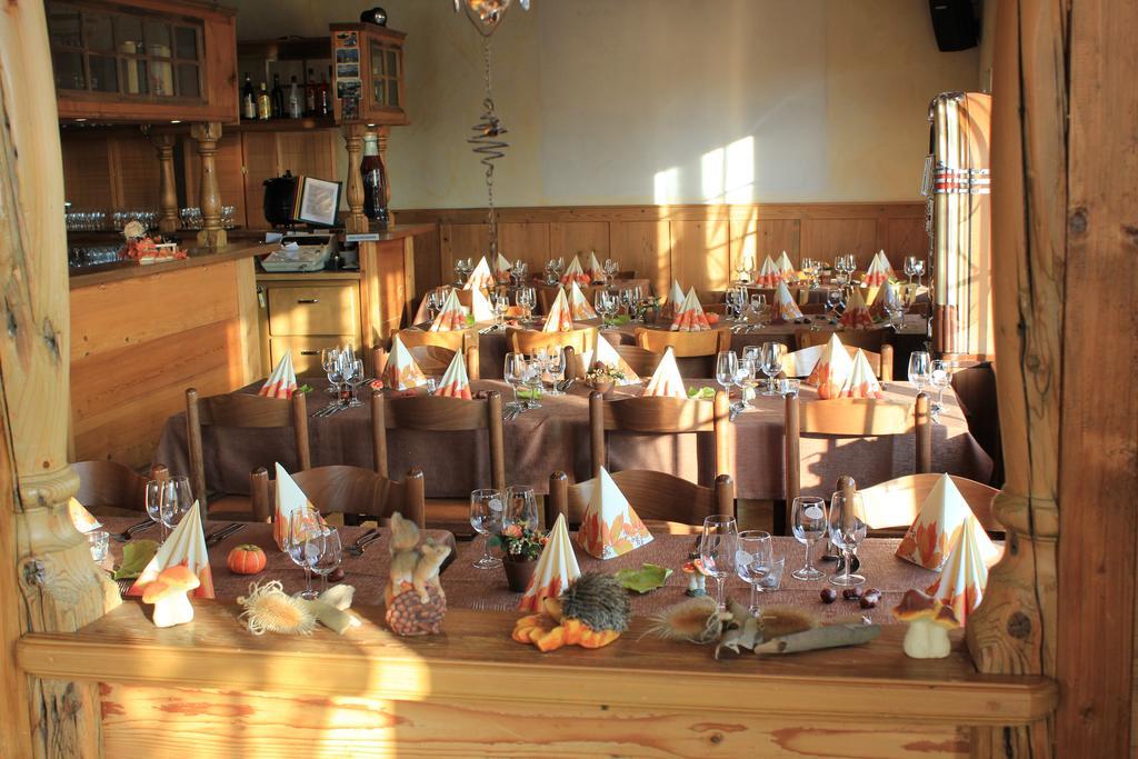 Hotel Restaurant Jura Kerzers Buitenkant foto
