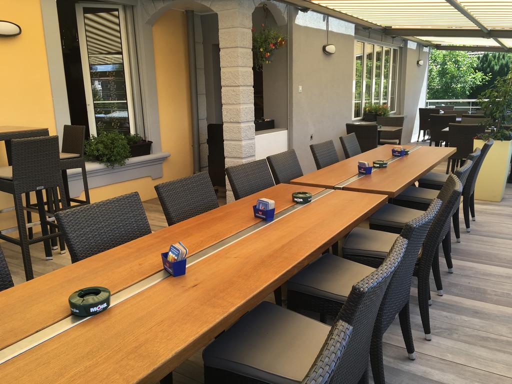 Hotel Restaurant Jura Kerzers Buitenkant foto